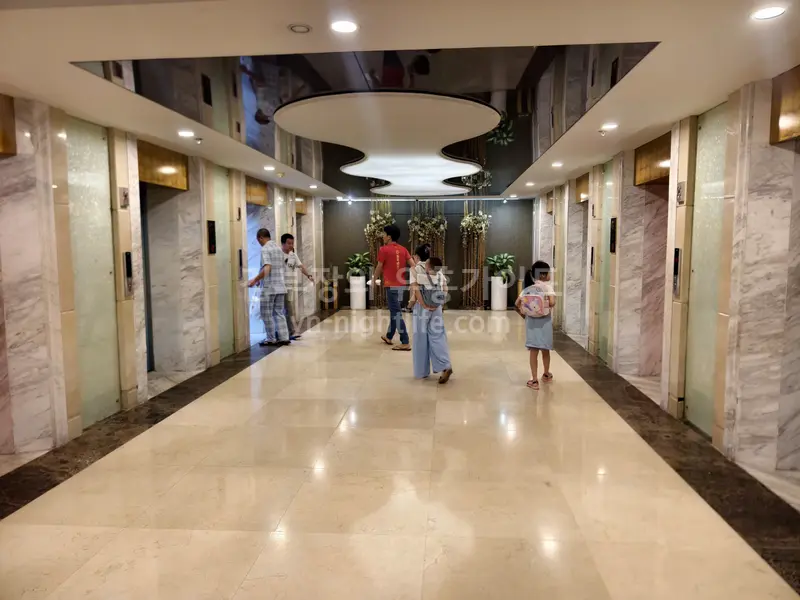 나트랑 체리스파 1층 입구